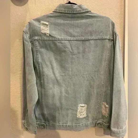 ZAFUL Forever Young Unisex Distressed Denim Jacket SIZE Medium - Picture 2 of 4